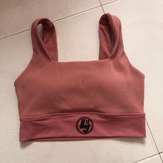 Kalenji sports bra, Women's Fashion, Activewear on Carousell