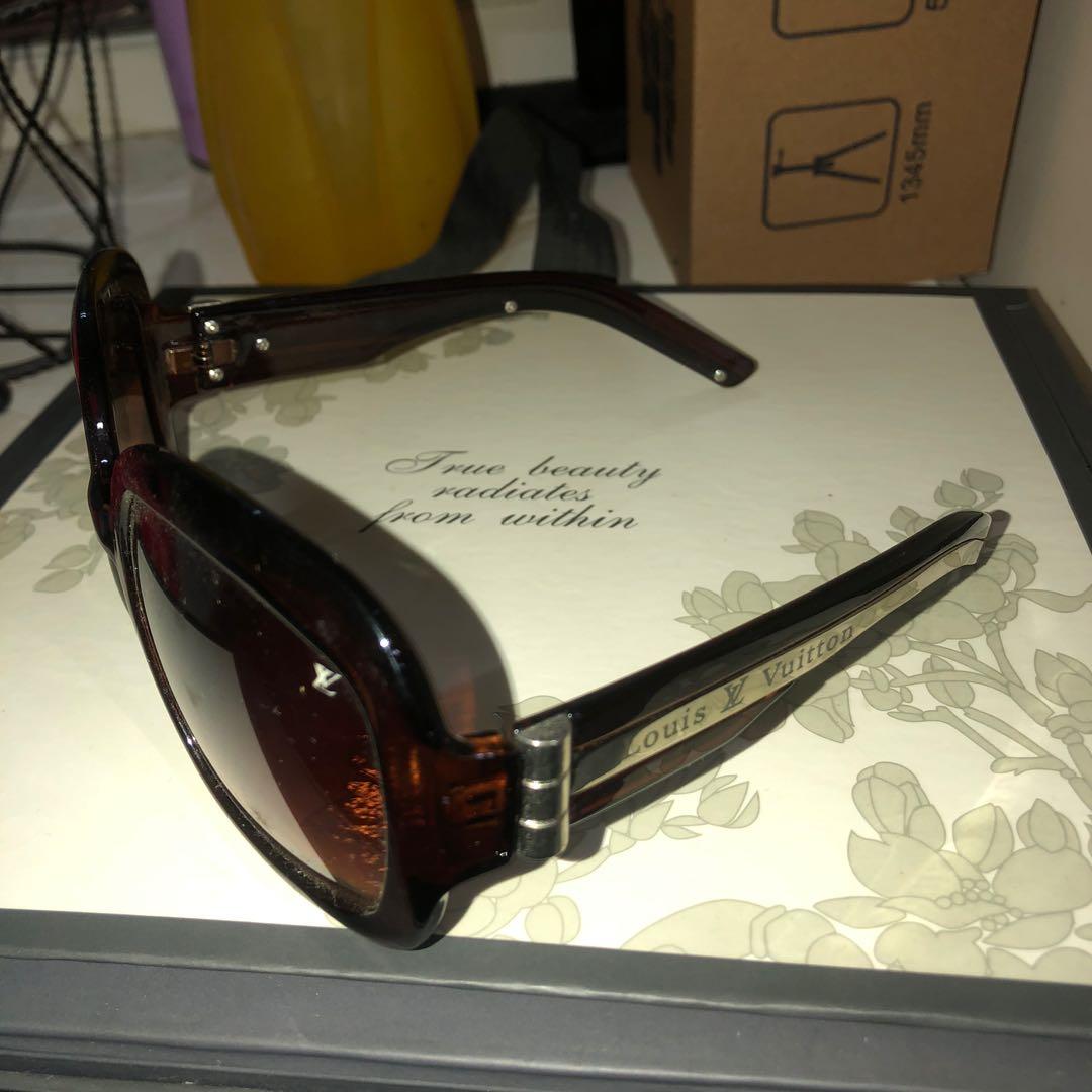 Authentic Louis Vuitton Prescription Glasses, Women's Fashion, Watches &  Accessories, Sunglasses & Eyewear on Carousell