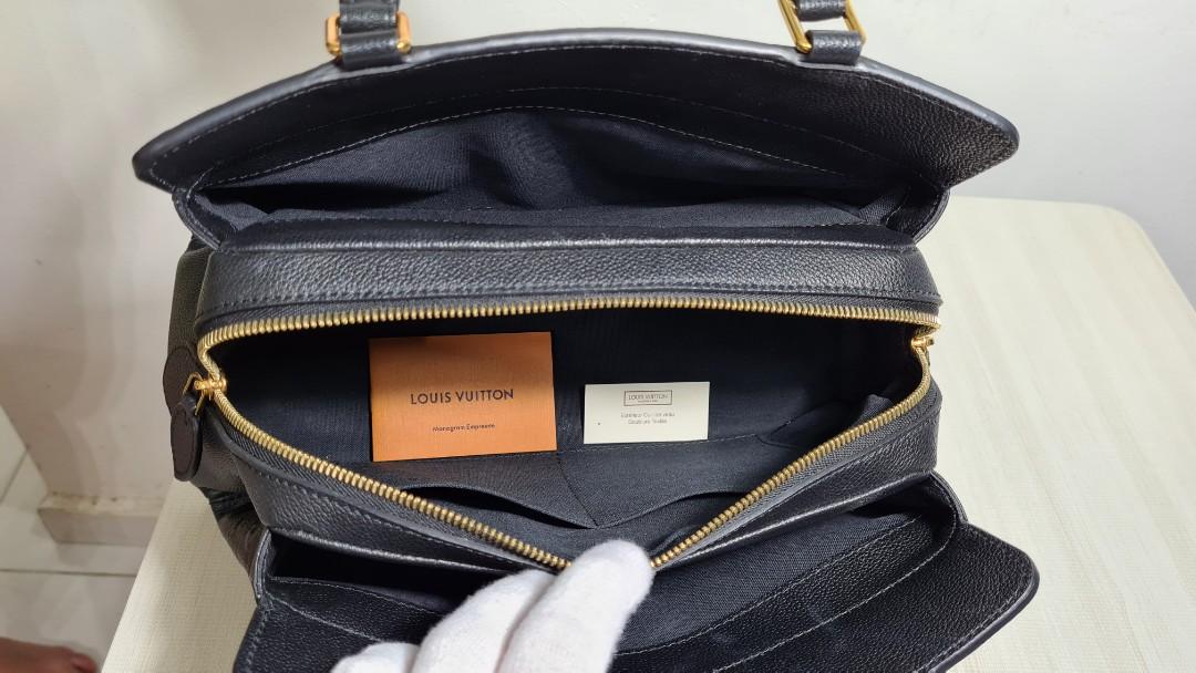 Absolutely Stunning Rare Vosges Mm Empreinte Noir 3 spacious compartments  including one zippered Excellent condition Includes dust bag…