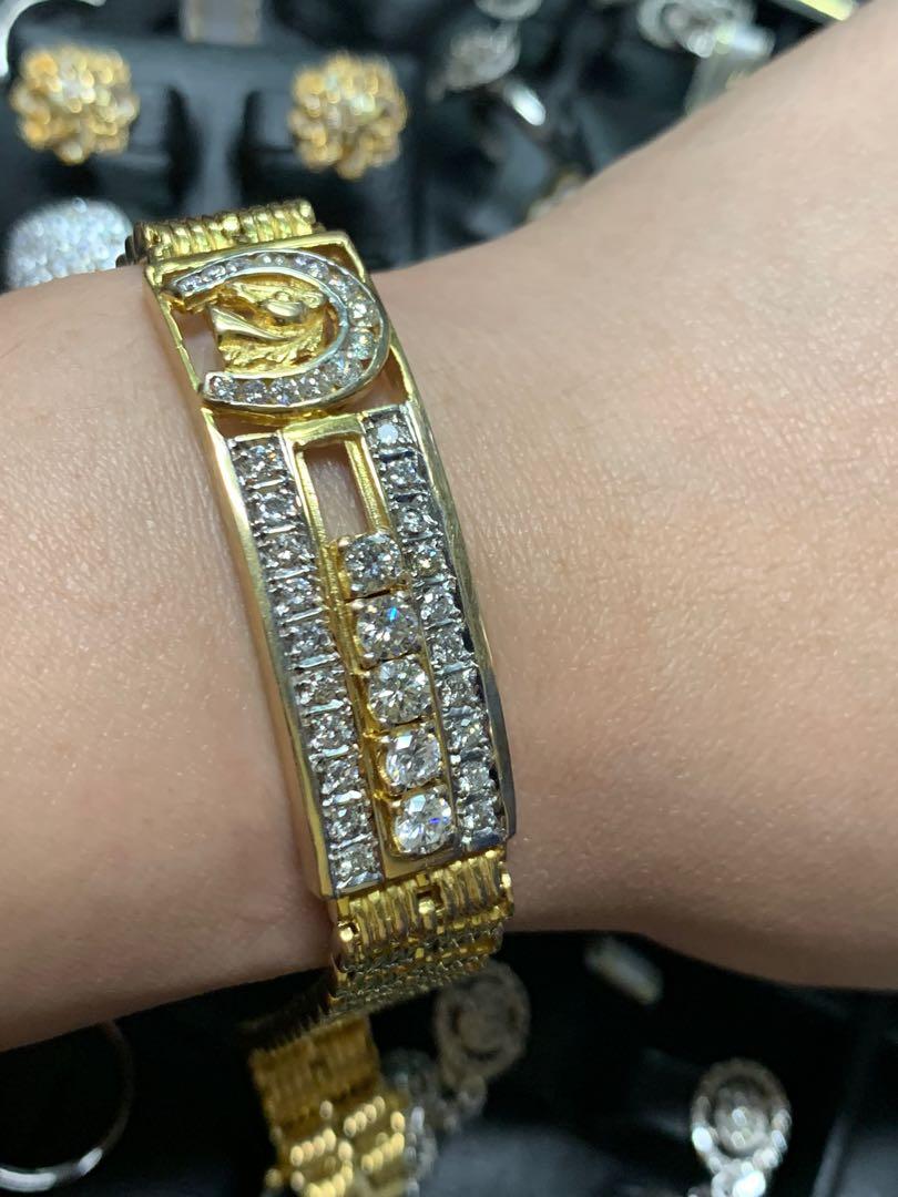 mens bracelet with dancing diamonds