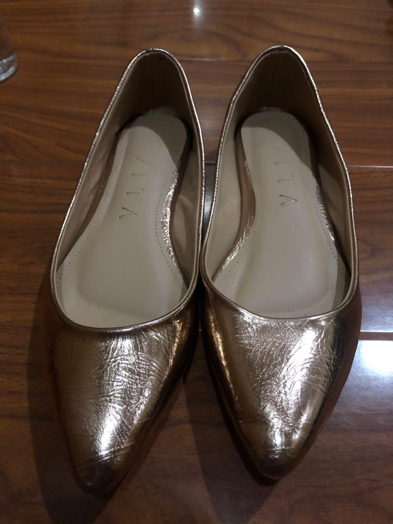 rose gold flats women's
