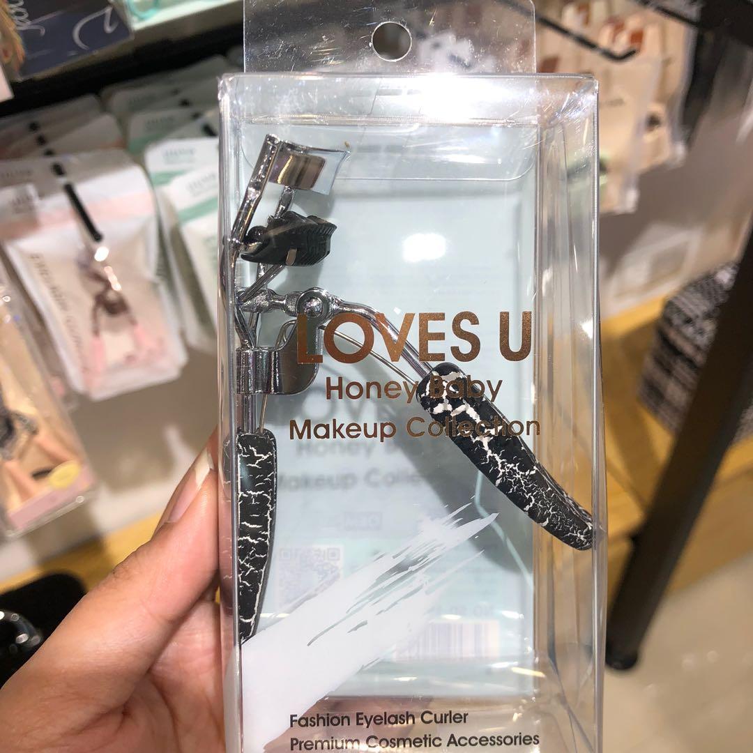 SD-1904 eye curler (Category: Makeup) located in Paranaque City. Submitted by gladkingphilippines (Listing ID 1075509171, Image 2). Description: .