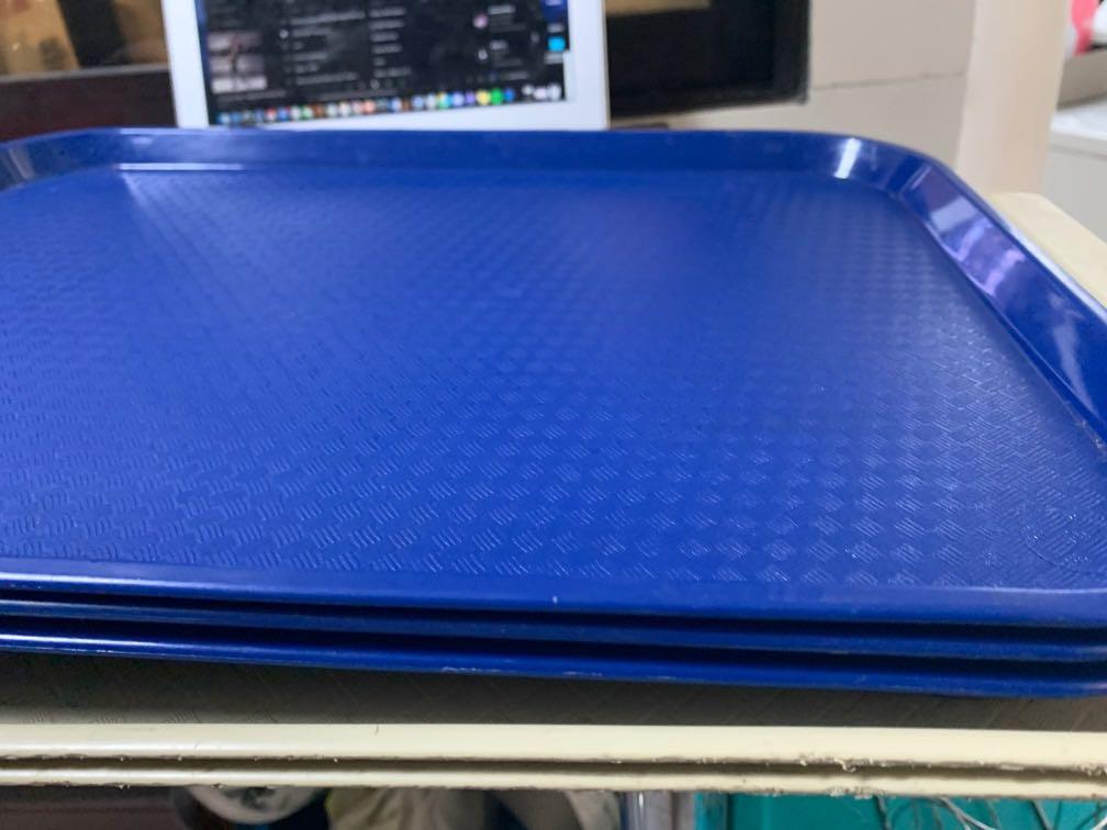 Serving Trays (Category: Bakeware) located in Quezon City. Submitted by winscloset06 (Listing ID 1075483802, Image 1). Description: .