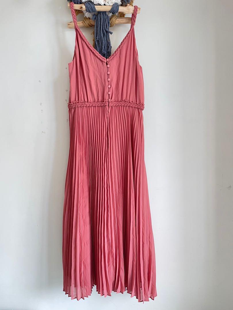 Pia deals dress sezane