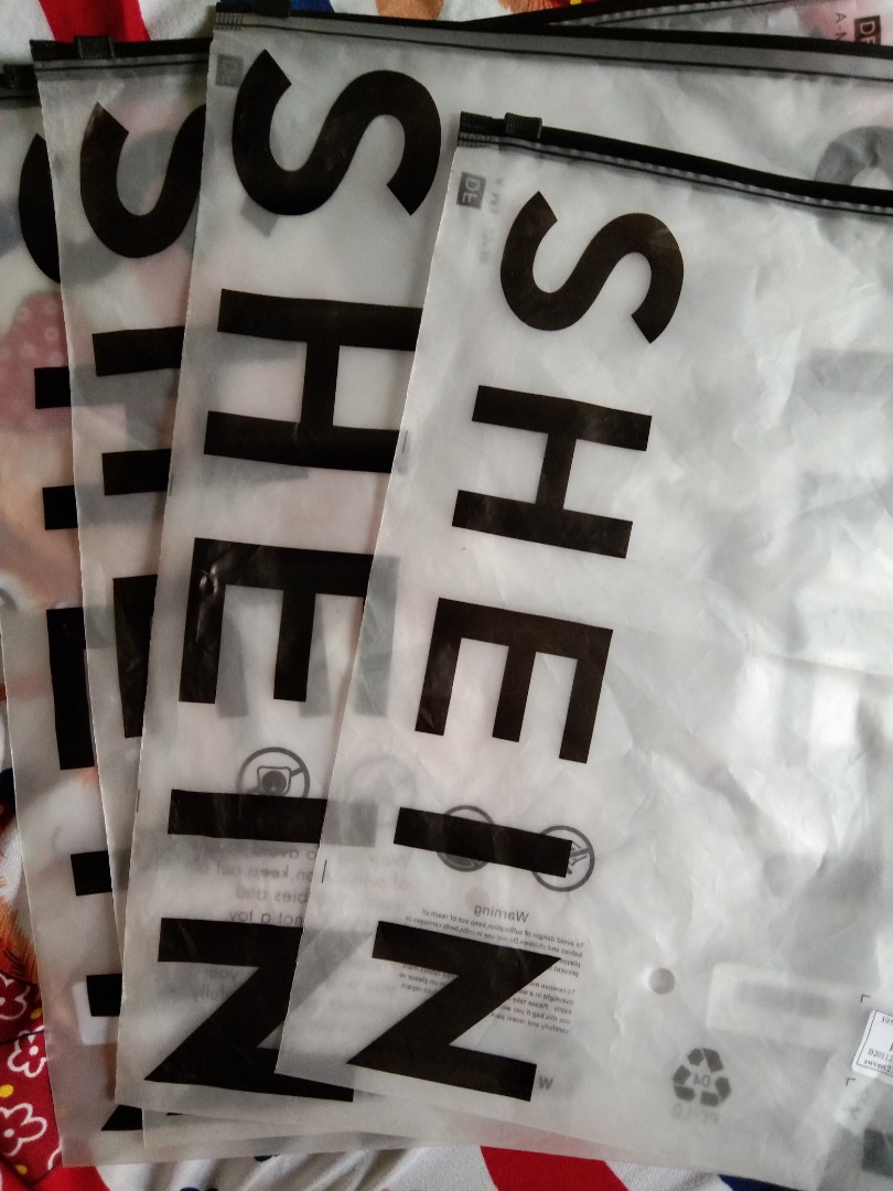 Shein pouch clearance