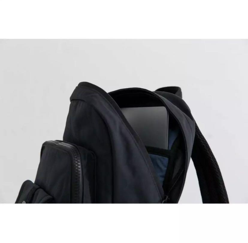 Timbuk2 lug recruit backpack Men s Fashion Bags Backpacks on Carousell