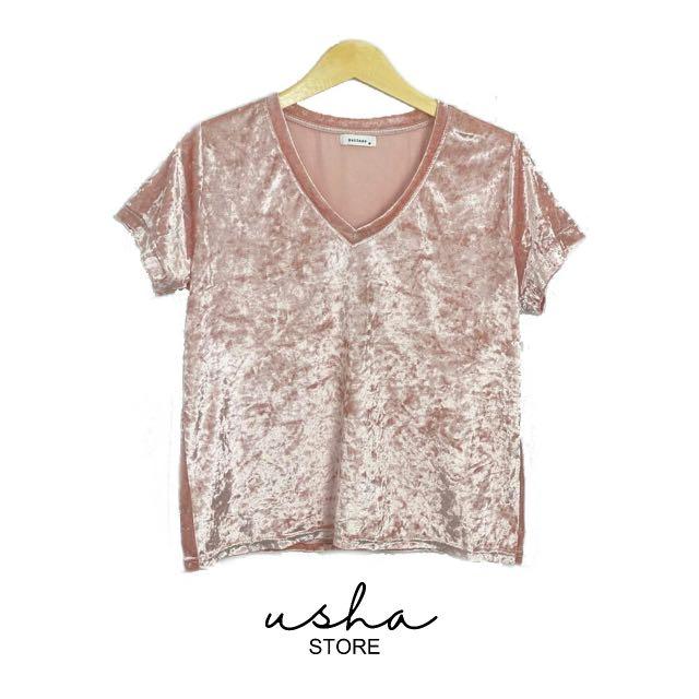 Velvet (bludru) blush top, Fesyen 