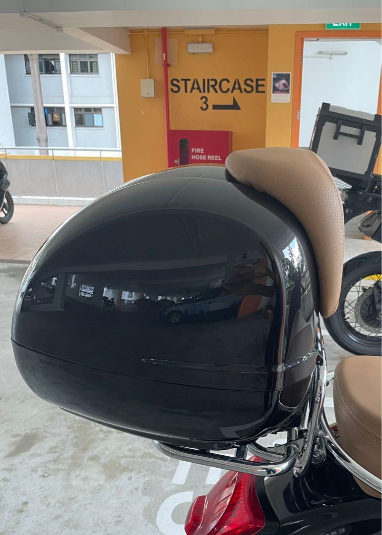 Vespa Rear Box Vespa GTS 150 Original Top/Rear Box (Black), Motorcycles, Motorcycle ...