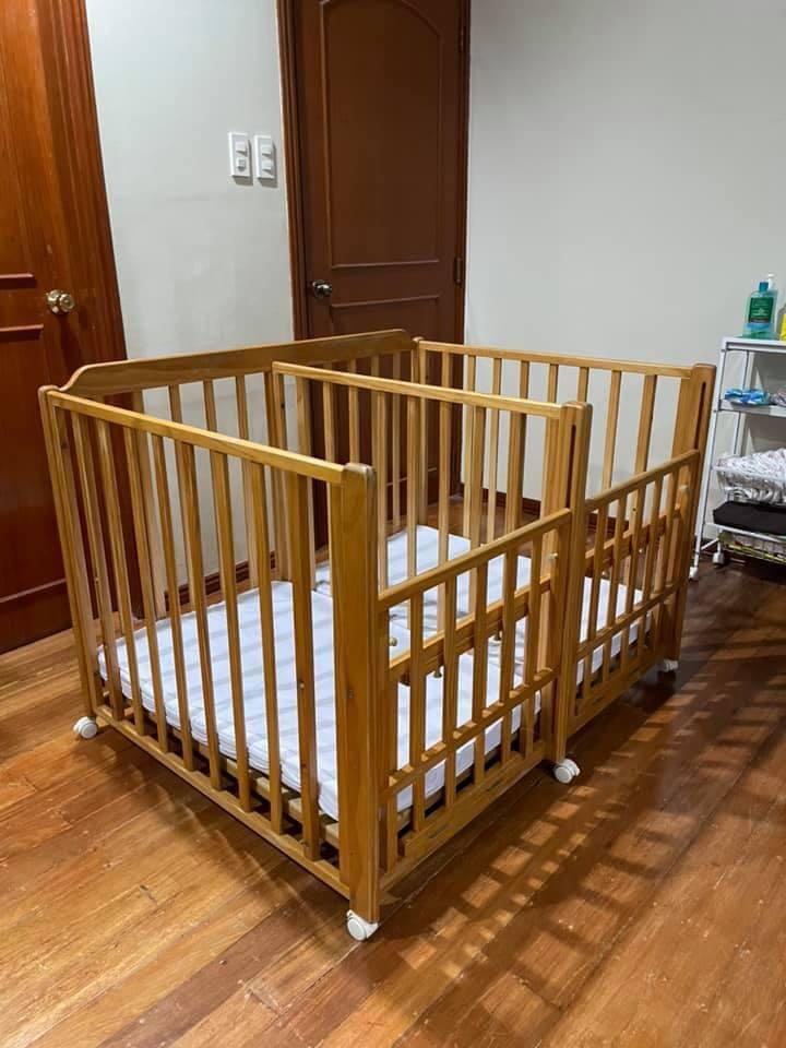 Wooden cradle for twins 2025