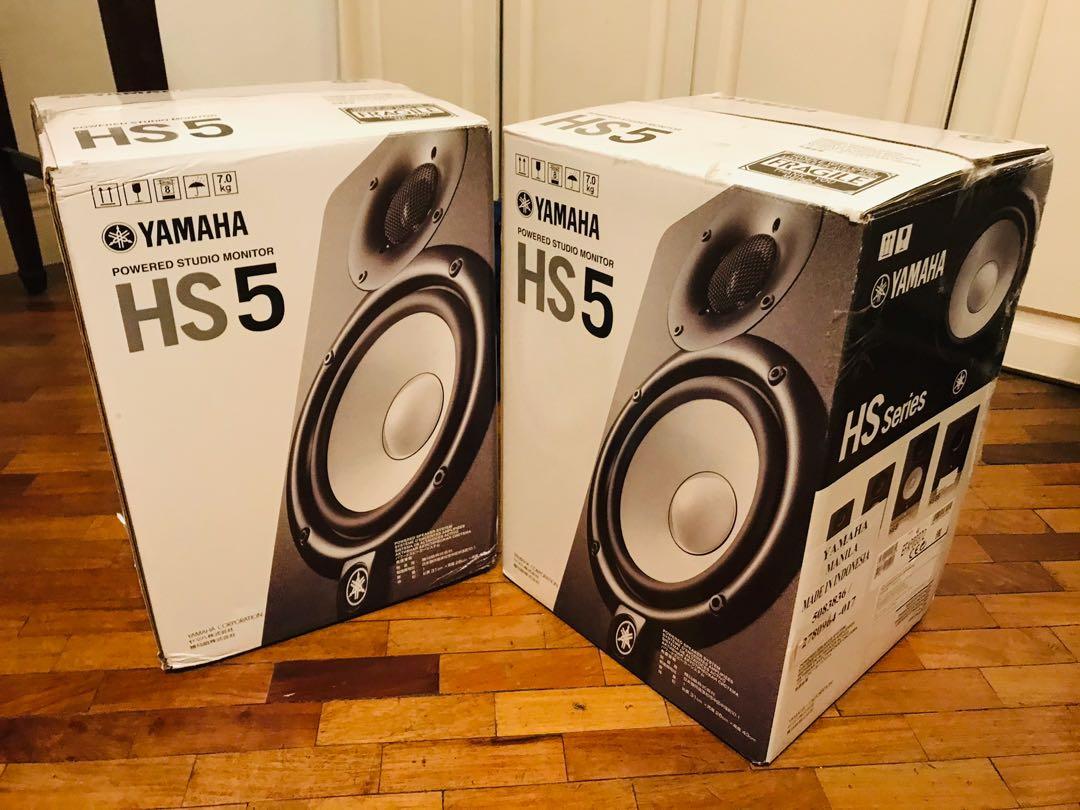 Yamaha HS5 Powered Studio Monitor 