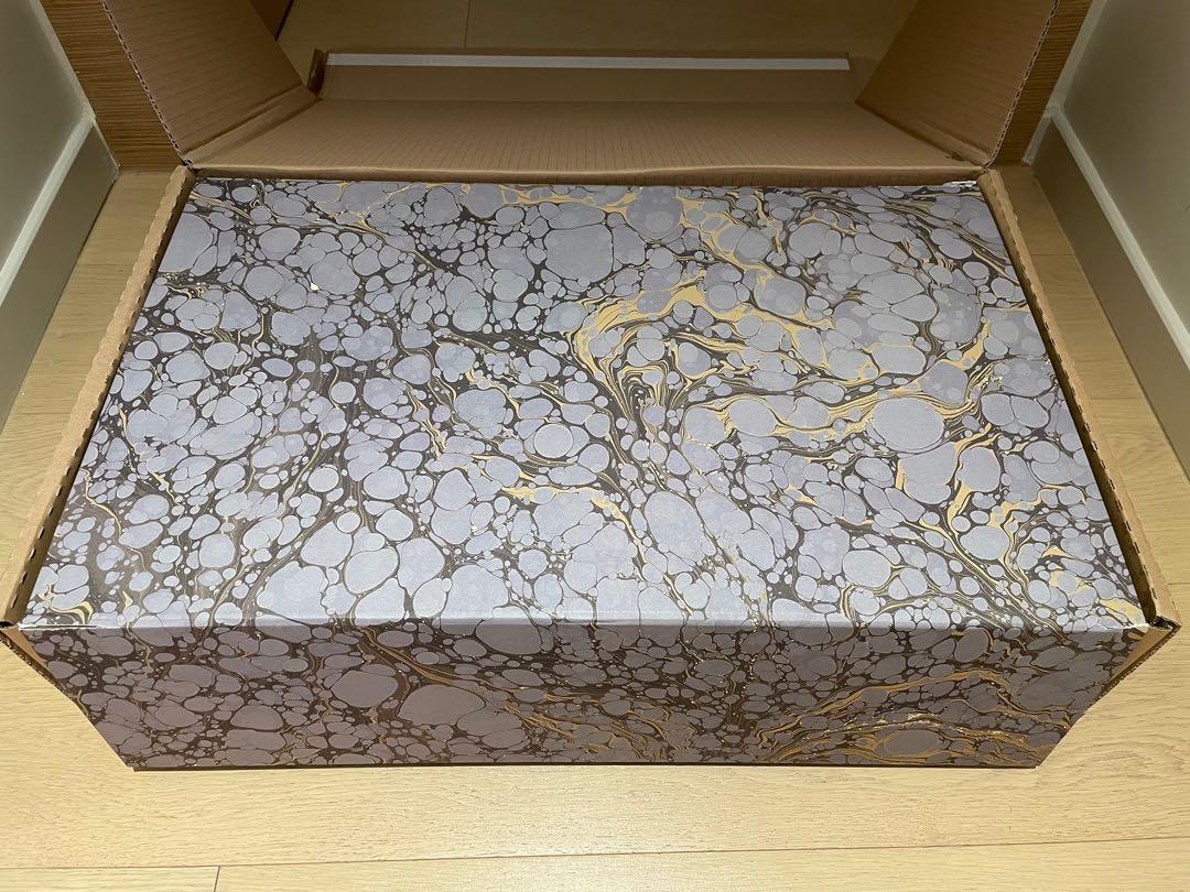 49*31*14cm matchesfashion box 紙盒 紙箱, 傢俬＆家居, 其他 Carousell