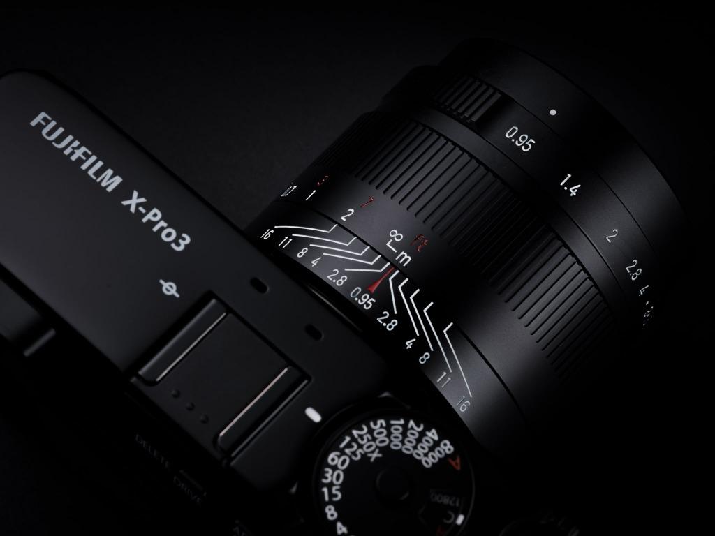 7artisans 35mm f/0.95 *bnew (Category: Lens & Kits) located in Mandaluyong City. Submitted by cbawag (Listing ID 1075813755, Image 2). Description: 7artisans 35mm f/0.95 *bnew *bokehmonster fuji x mount - 10,990 php(sale price) condition : BNEW trading: .I accept trade to lower body or Lens ---Please Read--- * No Reservation. * What you read and what you see is what you get. Contact Person: CLENTH /CAMERA FOR LESS Contact INFO:09985956874 Meet-Up
