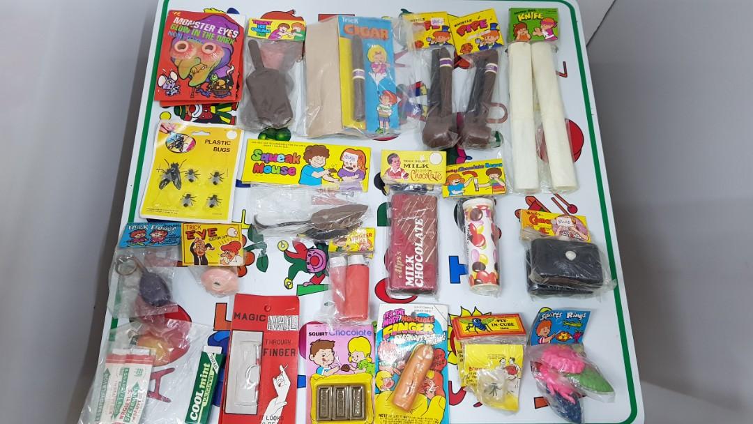 懷舊中古70 80年代屋邨士多整人玩具每件元起 古董收藏 其他 Carousell 懷舊中古70 80年代屋邨士多整人玩具每件元起 古董收藏 其他 Carousell