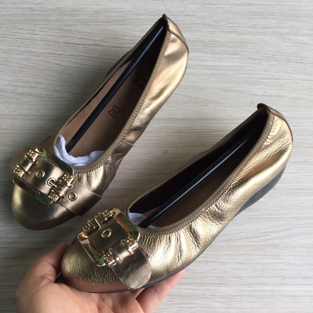 68 Top Aily shoes 1976 for Hangout with Friends