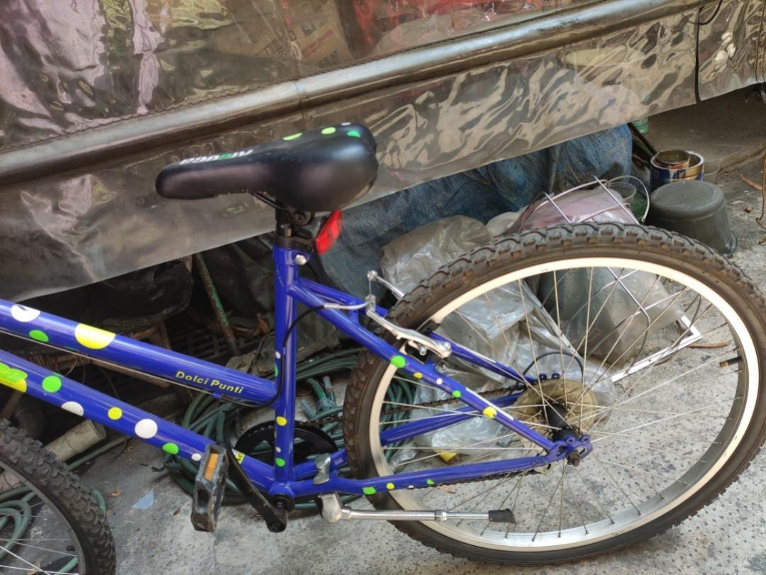 Aleoca 24" bike (Category: Bicycles) located in Caloocan City. Submitted by dianethriftstore (Listing ID 1075813992, Image 3). Description: 24 inches wheel 7 Gear speed location: Caloocan.