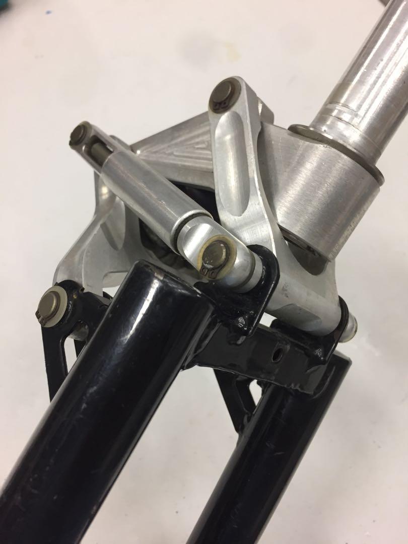 AMP RESEARCH bike fork, Sports Equipment, Bicycles & Parts, Bicycles on