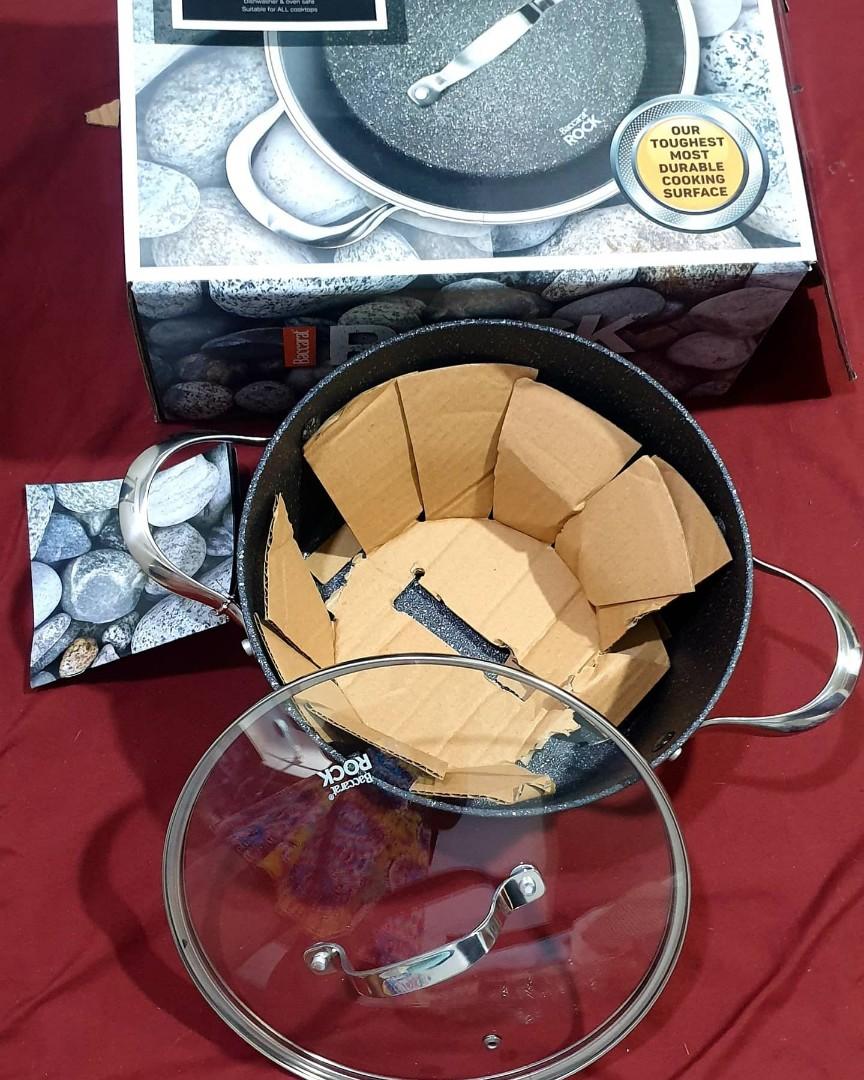 Bacarrat Casserole with glass lid (Category: Cookware & Accessories) located in Rizal. Submitted by downunderhaul (Listing ID 1075830350, Image 2). Description: Bacarrat Rock Casserole with glasz lid 24cm.
