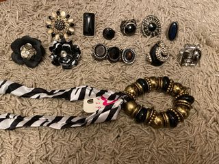 (Category: ) located in . Submitted by foxydivas (Listing ID 1075806495, Image 1). Description: .