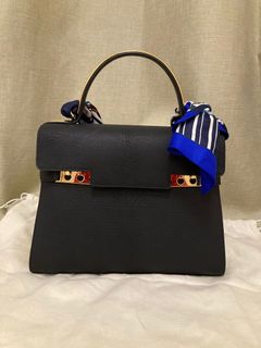 （分類：）位於 。 由 pforpillows 提交（商品編號 1075838543，圖片 1）。簡介： 。
