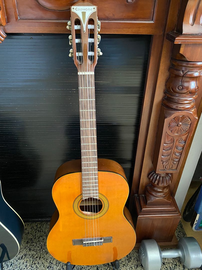 Epiphone Pro1 Classical Guitar, Hobbies & Toys, Music & Media, Musical