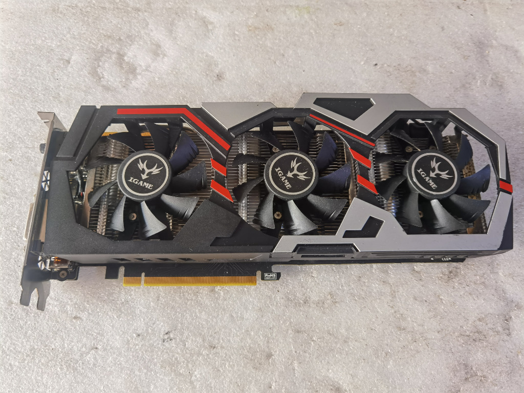 GTX 1070 Colorful iGame Tri Fan