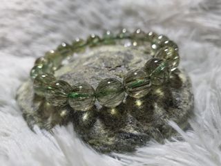 (Category: ) located in . Submitted by evcrystals (Listing ID 1075857127, Image 1). Description: .
