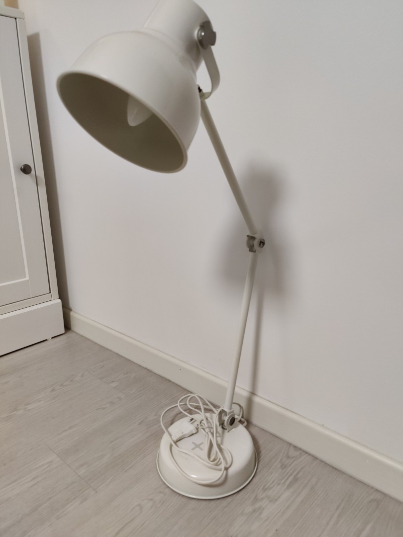 Ikea hektar hot sale wireless charging