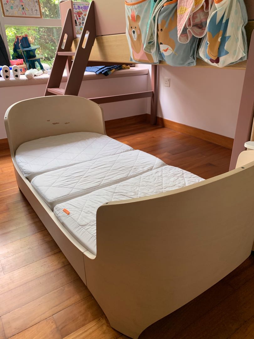 Leander toddler store bed