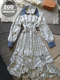 (Category: ) located in . Submitted by elleapparel (Listing ID 1075739438, Image 1). Description: .
