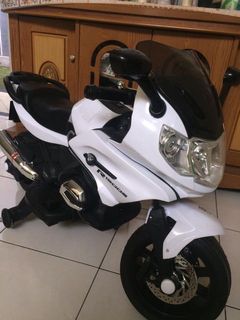 (Kategori: ) berada di . Dikirim oleh rmk21 (ID iklan 1075726986, Gambar 1). Deskripsi: .