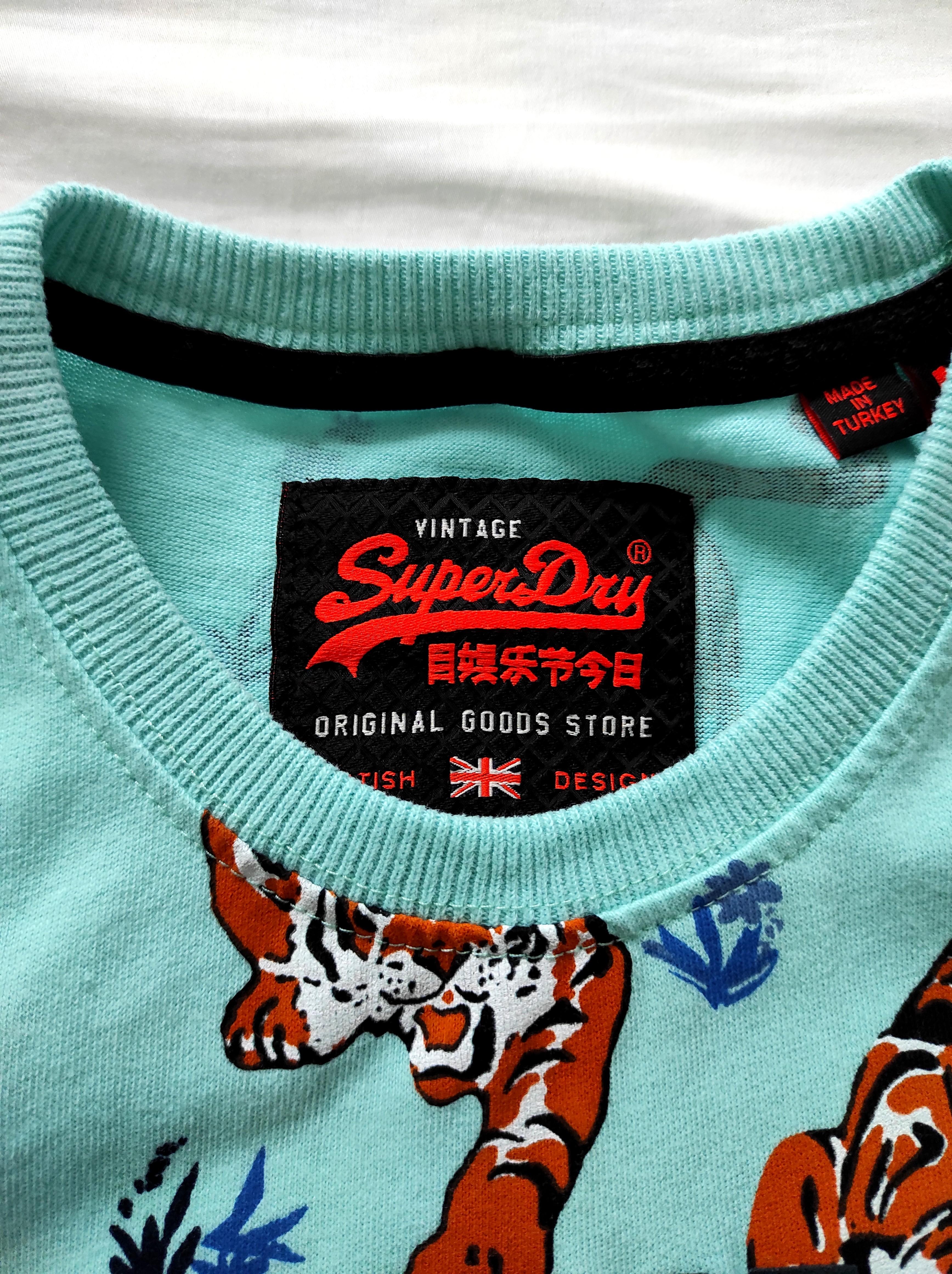 New Superdry Men Tiger Tee Shirt Size L Top casual jeans