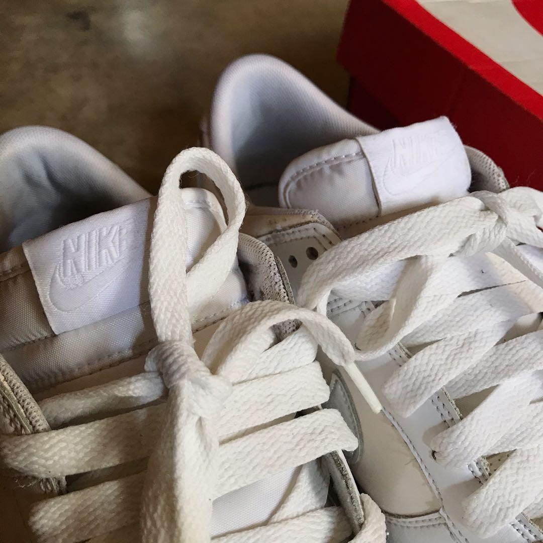 dunk low triple white mens