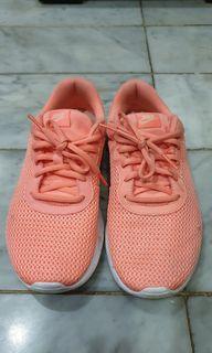 Nike Running Shoes - Warna Peach