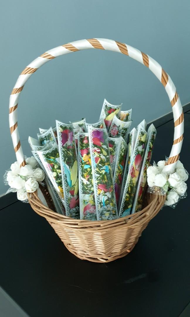 Pen box bunga rampai, Hobbies & Toys, Stationery & Craft, Stationery ...