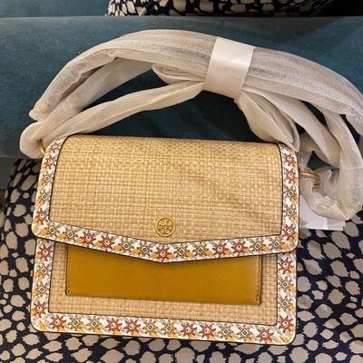 Tory burch robinson best sale mini convertible shoulder bag
