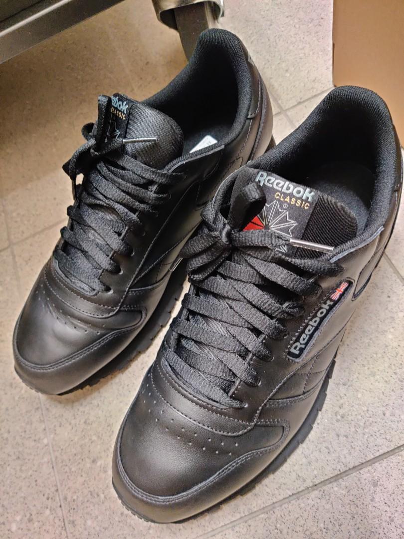 Reebok Classic all black