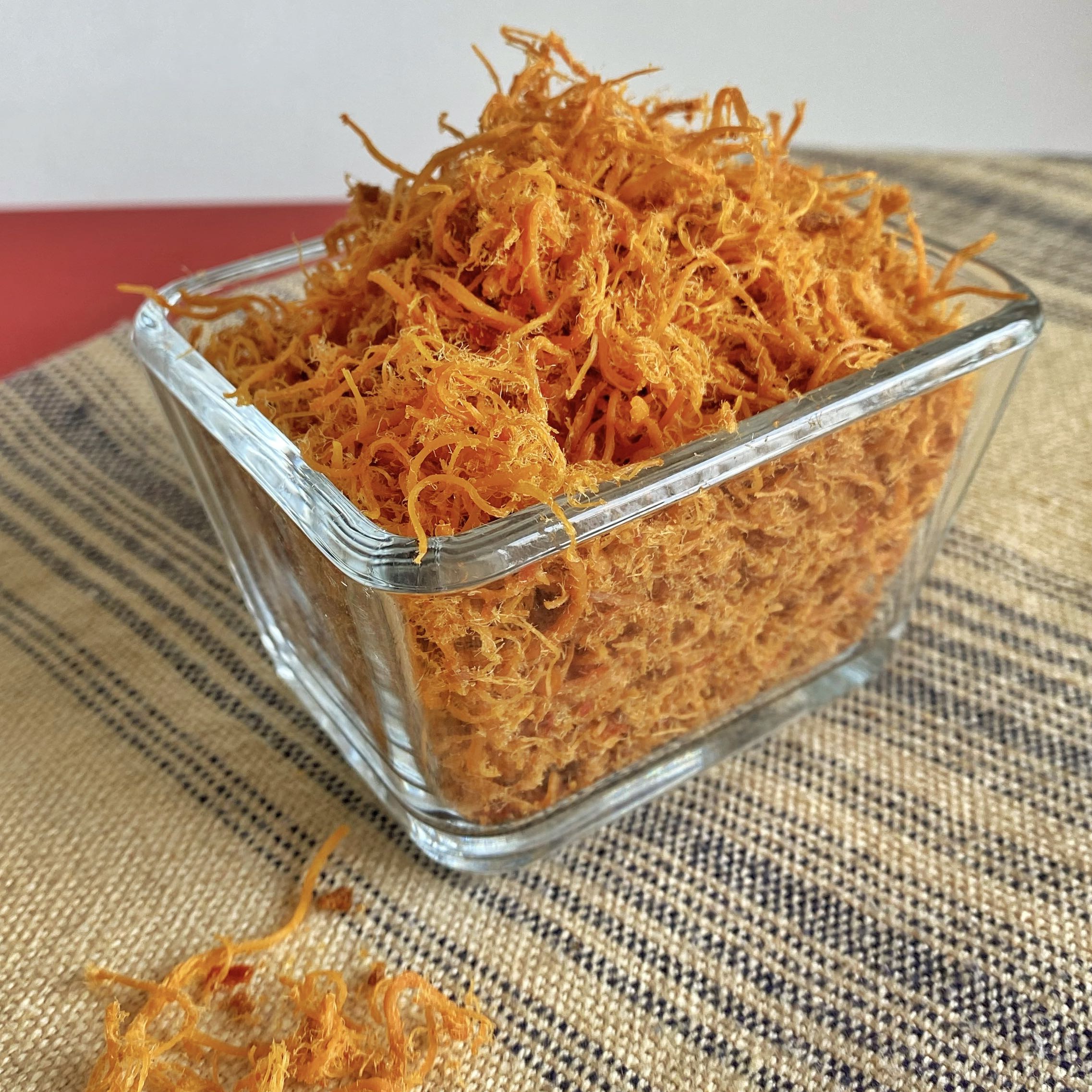 Serunding Ayam Original Kampung Laut Food Drinks Local Delights Halal Snacks Desserts On Carousell