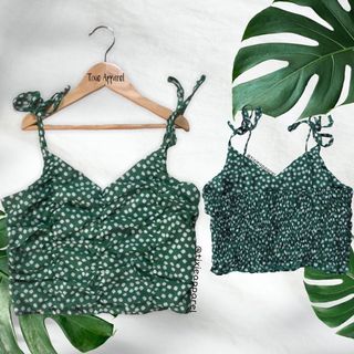 (Category: ) located in . Submitted by tixieapparel (Listing ID 1075837337, Image 1). Description: .