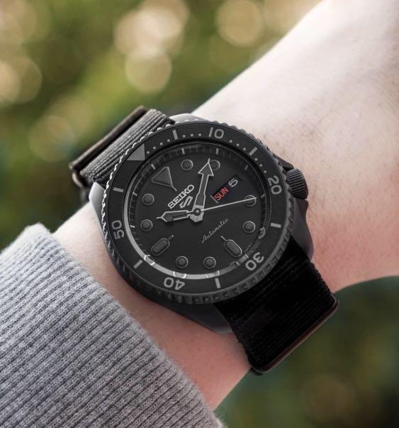 Seiko discount blackout watch