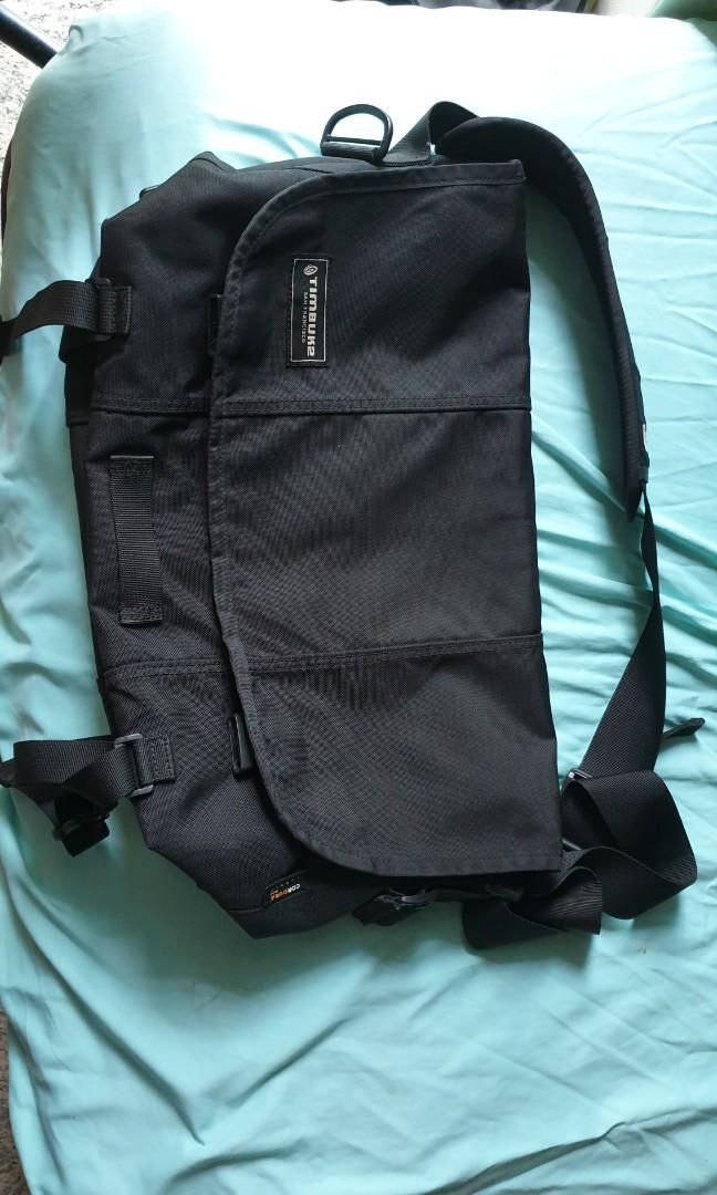 Timbuk2 Classic Messenger Bag Large Men S Fashion Bags Wallets Sling Bags On Carousell Timbuk2 Classic Messenger Bag Large Men S Fashion Bags Wallets Sling Bags On Carousell