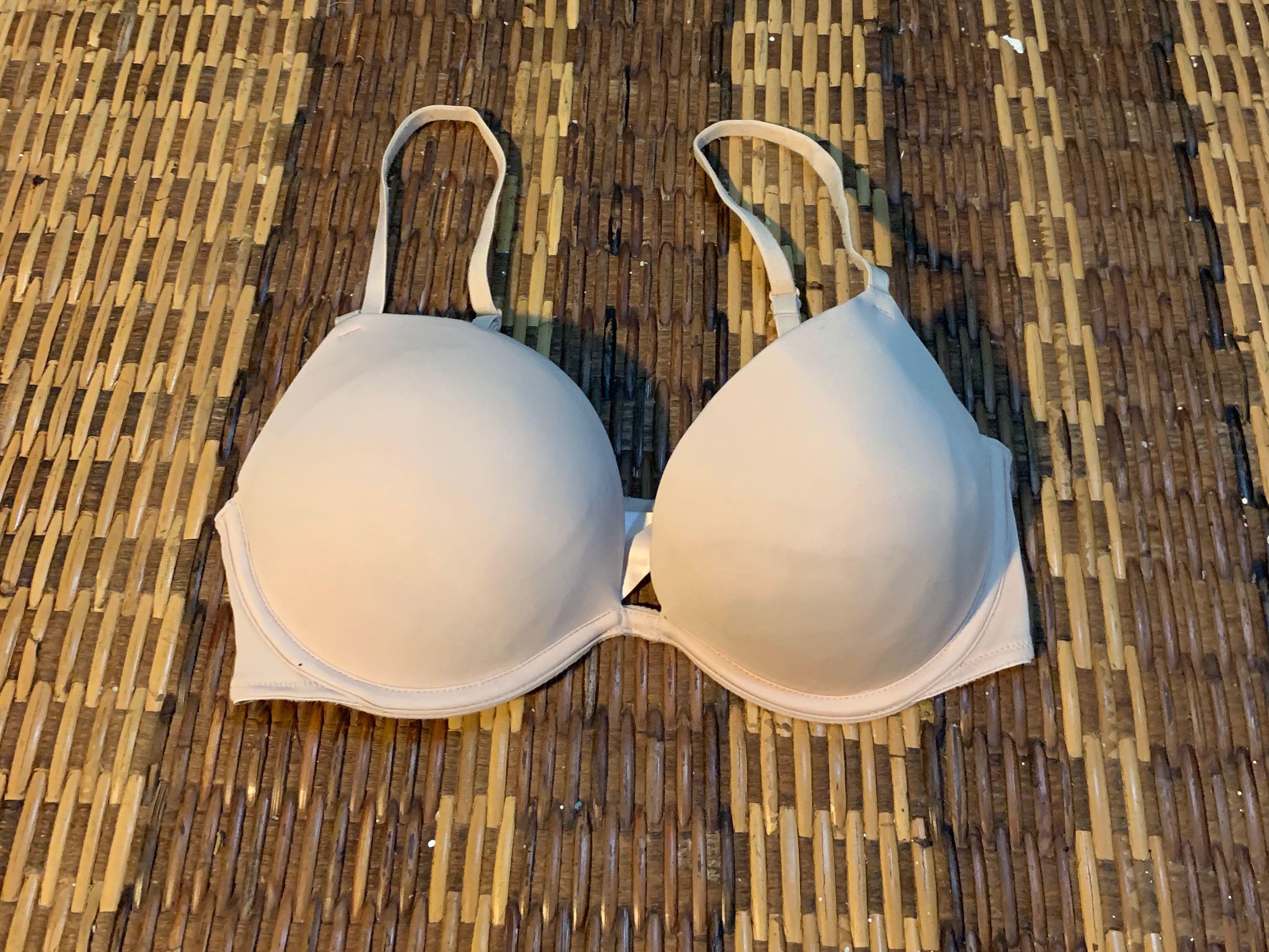 Victoria secret bra 32D / 34C