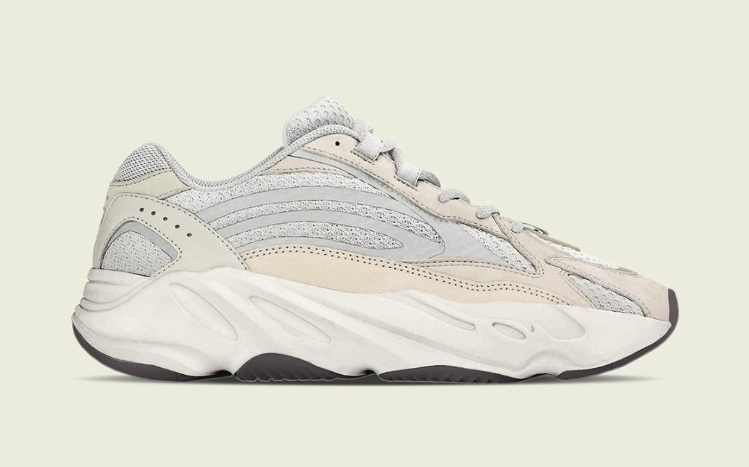 Yeezy Boost 700 V2 Cream, Men's Fashion, Footwear, Sneakers on Carousell