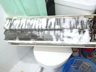 冷氣安裝及清洗服務 請whatsapp 526 52 526   清洗過程包括 
1.清洗冷氣機外殼 2.冷氣專用藥水清洗製冷金屬翅片 3.豬籠風扇4.通去水喉管
 
清洗窗口式 四分三匹/1匹 $450 
1.5 匹$550 /2匹 $650 

分體式 四分三匹/1匹/1.5匹$650 清洗前驅
2匹/2.5匹/3匹$750 清洗前驅 

天花式 2.5/3/3.5 匹 $1350 
天花式4/4.5/5匹$1600 清洗前驅

冷氣機 安裝 歡迎查詢及報價