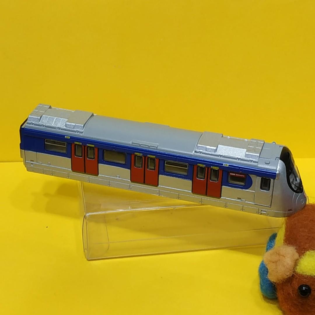 #微影 #Tiny #合金車仔 #盒仔車 #MTR #九鐵 #港鐵客運列車 #地鐵 #2002 至今 #紅磡 #全新未開封 #城市MTR05 ...