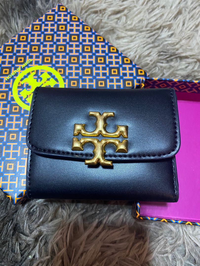 💯Authentic Tory Burch wallet, Women's Fashion, Bags & Wallets, Wallets &  Card holders on Carousell