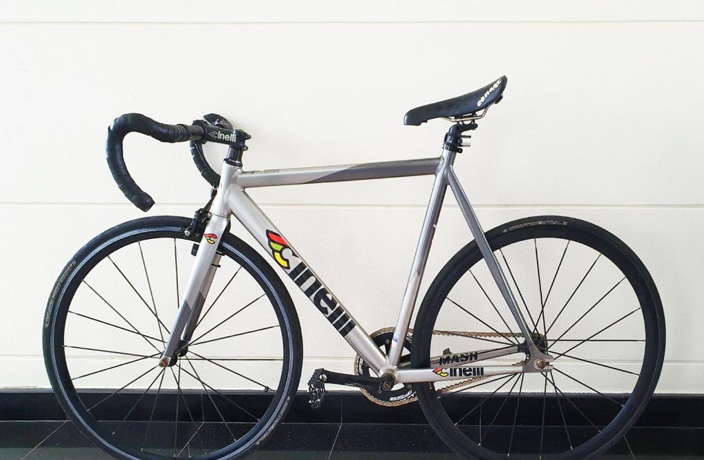 Cinelli mash bolt hotsell geometry