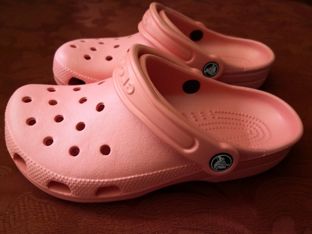 Crocs Classic Melon, Women's Fashion, Footwear, Sandals on Carousell
