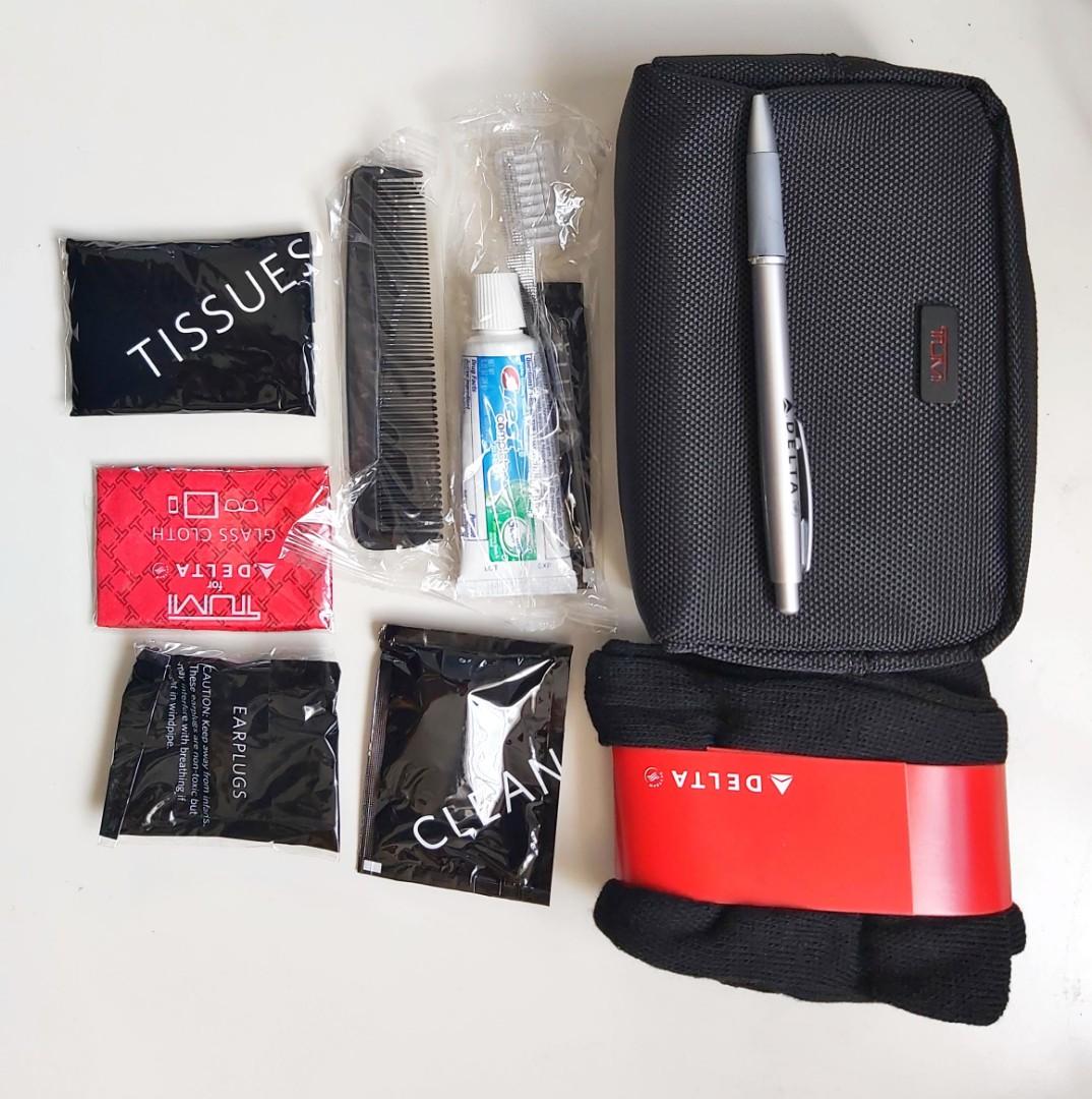 Delta x Tumi Travel Kit, 興趣及遊戲, 旅行, 旅遊 旅行必需品及用品 Carousell