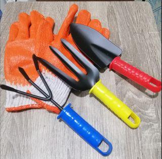 Garden Tool Set with Rubber Gloves