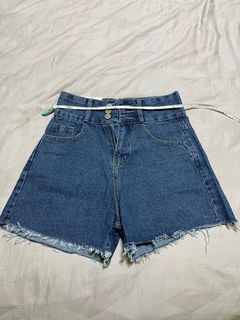 (Category: ) located in . Submitted by shopinspring (Listing ID 1075939770, Image 1). Description: .